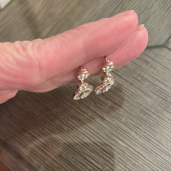 Vintage Style Rose Gold Colored Drop Earrings Rhinestone Dangle Earrings - Picture 12 of 15